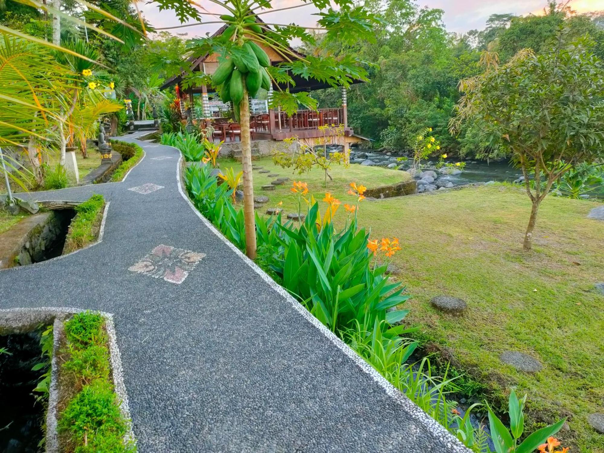 Villa Joglo Tepi Sungai Sidemen  Exterior foto