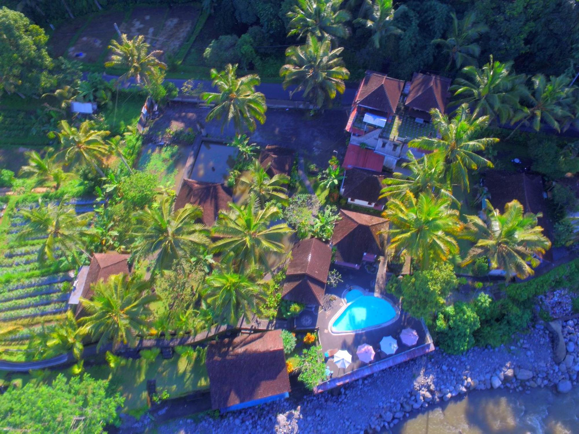 Villa Joglo Tepi Sungai Sidemen  Exterior foto