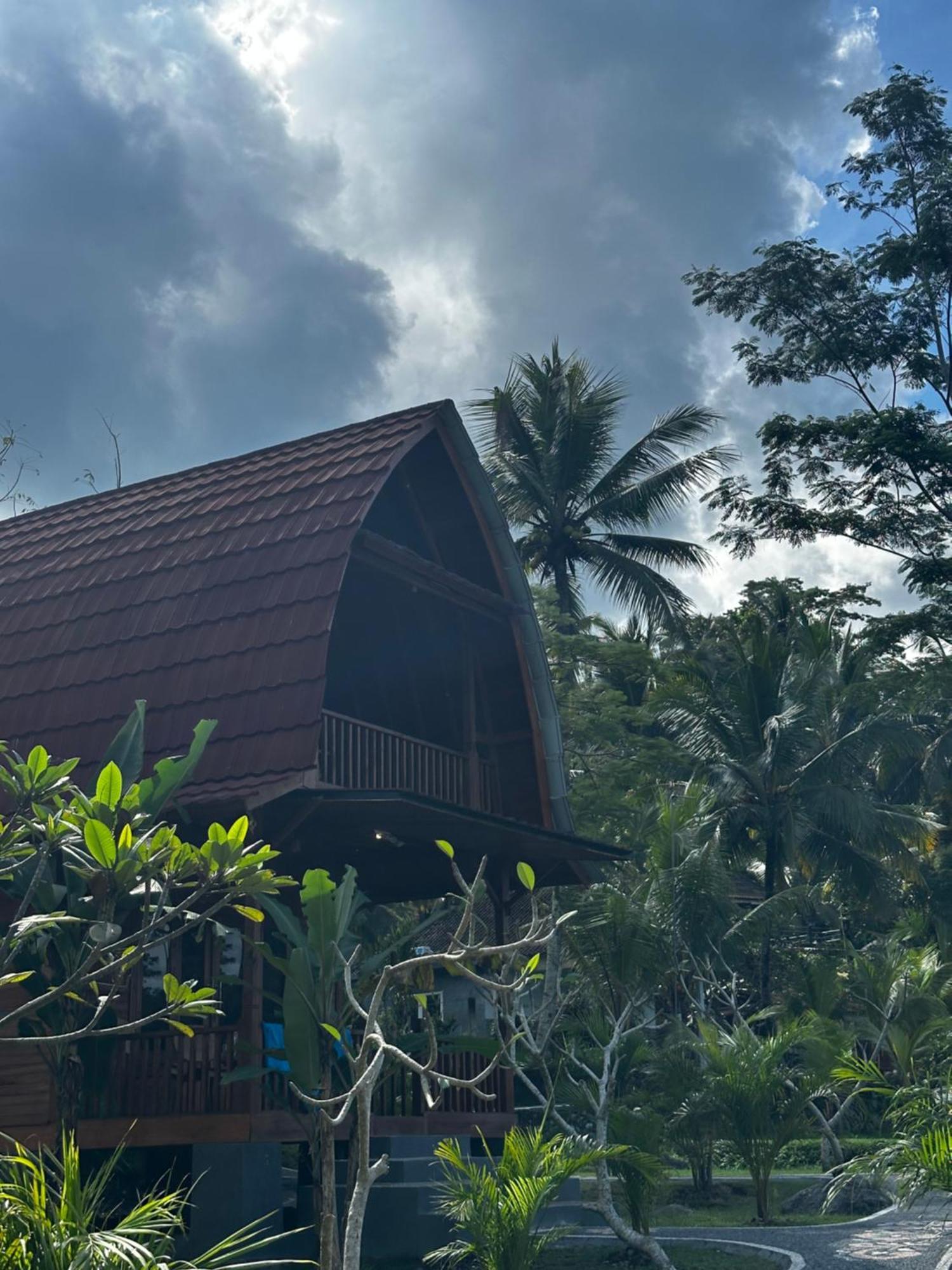 Villa Joglo Tepi Sungai Sidemen  Exterior foto