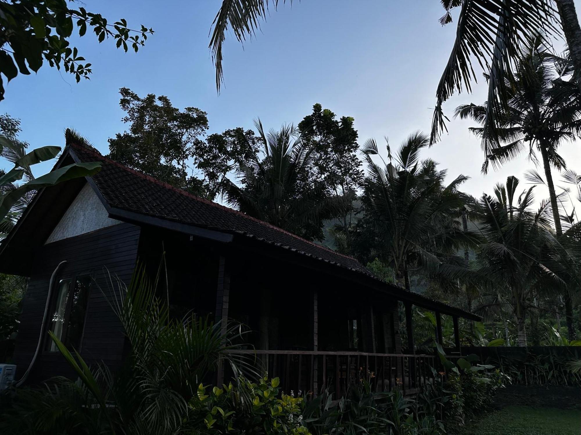Villa Joglo Tepi Sungai Sidemen  Exterior foto