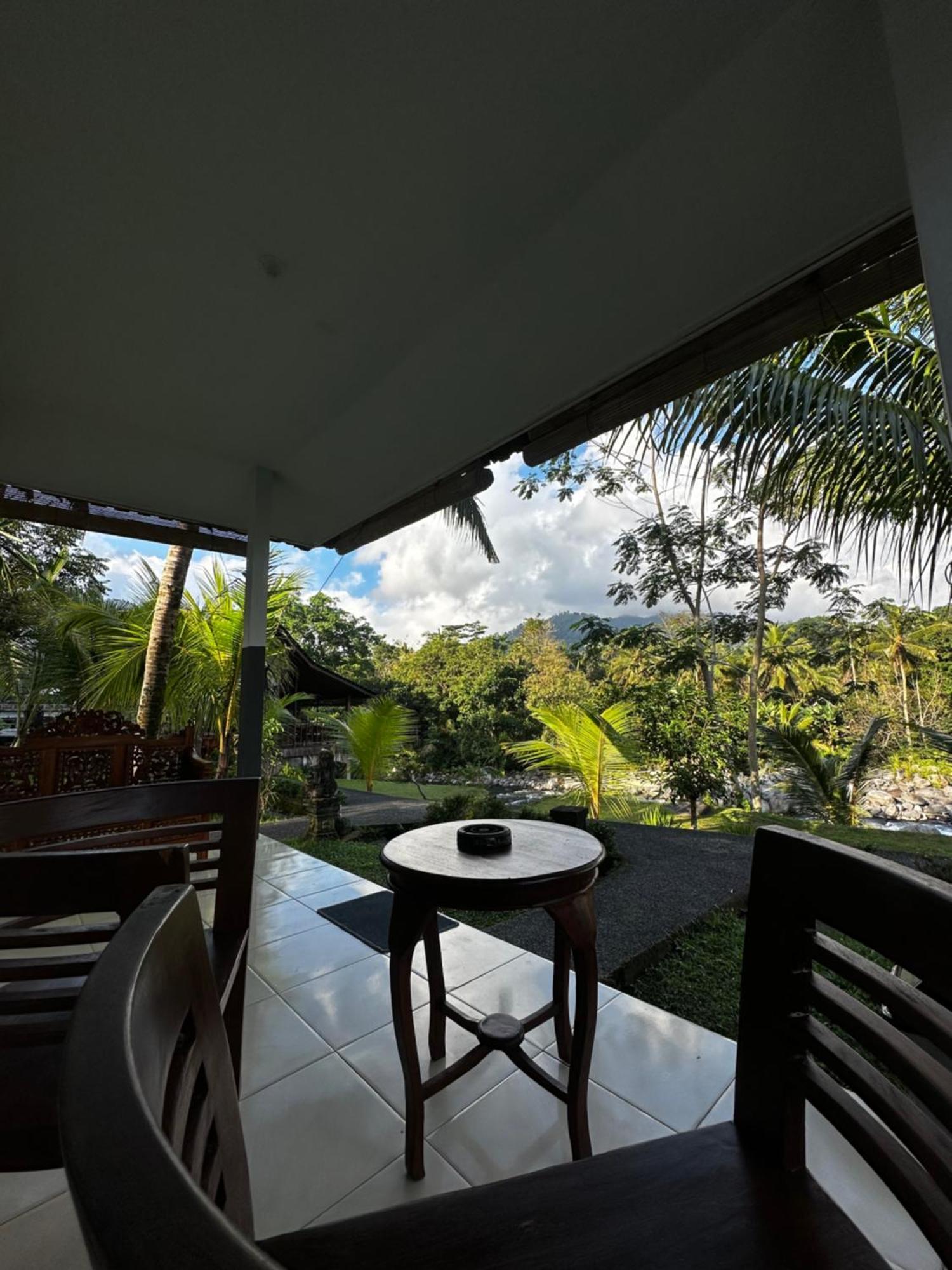 Villa Joglo Tepi Sungai Sidemen  Exterior foto